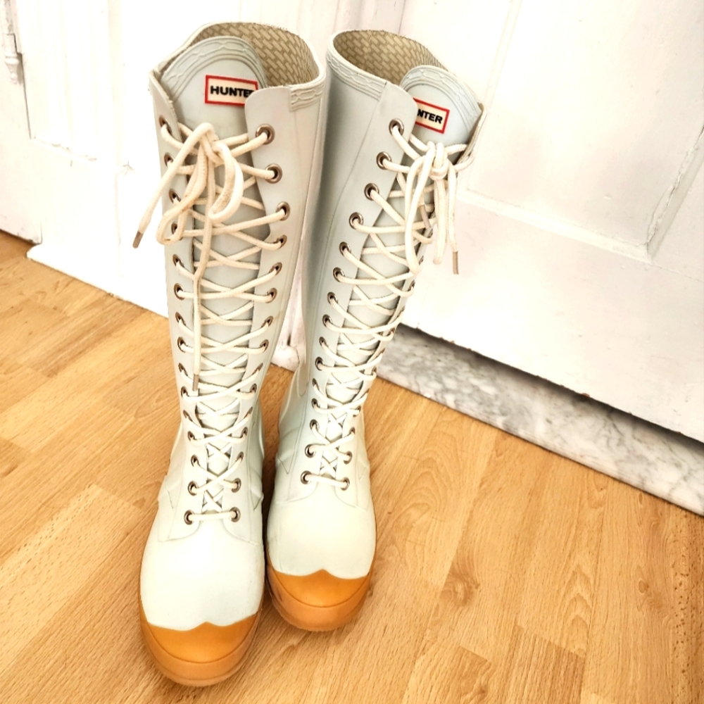 Lace up Hunter rain boots